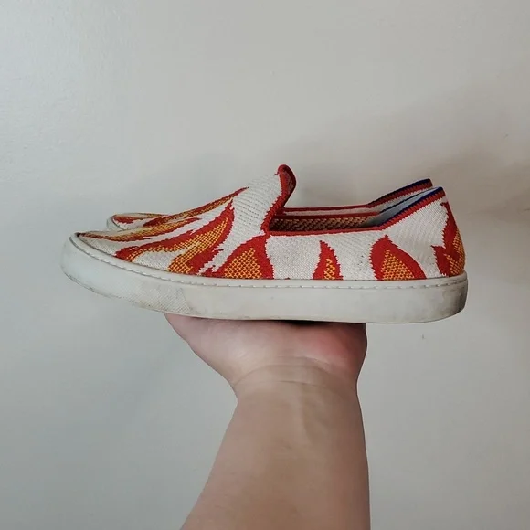 Rothy's Kids Flame Graphic Flats Size K3 White - Picture 4 of 10
